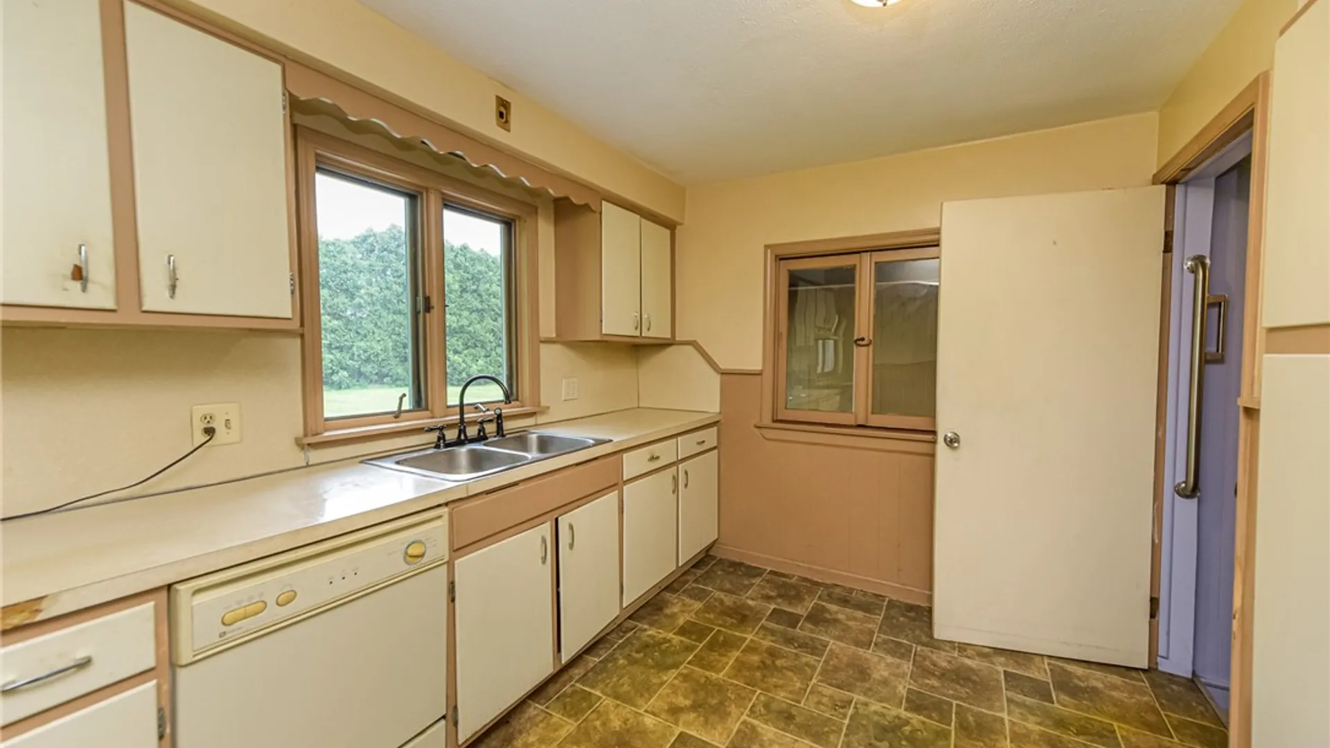 Property at 2300 Spencerport Road, Gates, NY 14606 13