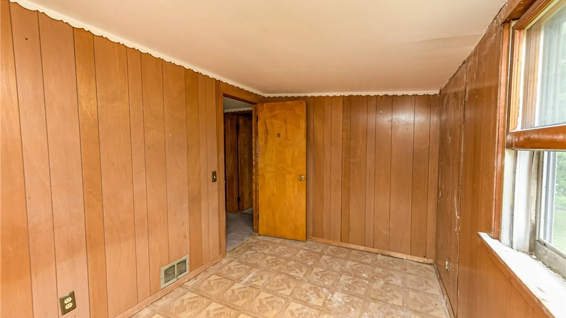 Property at 2300 Spencerport Road, Gates, NY 14606 28