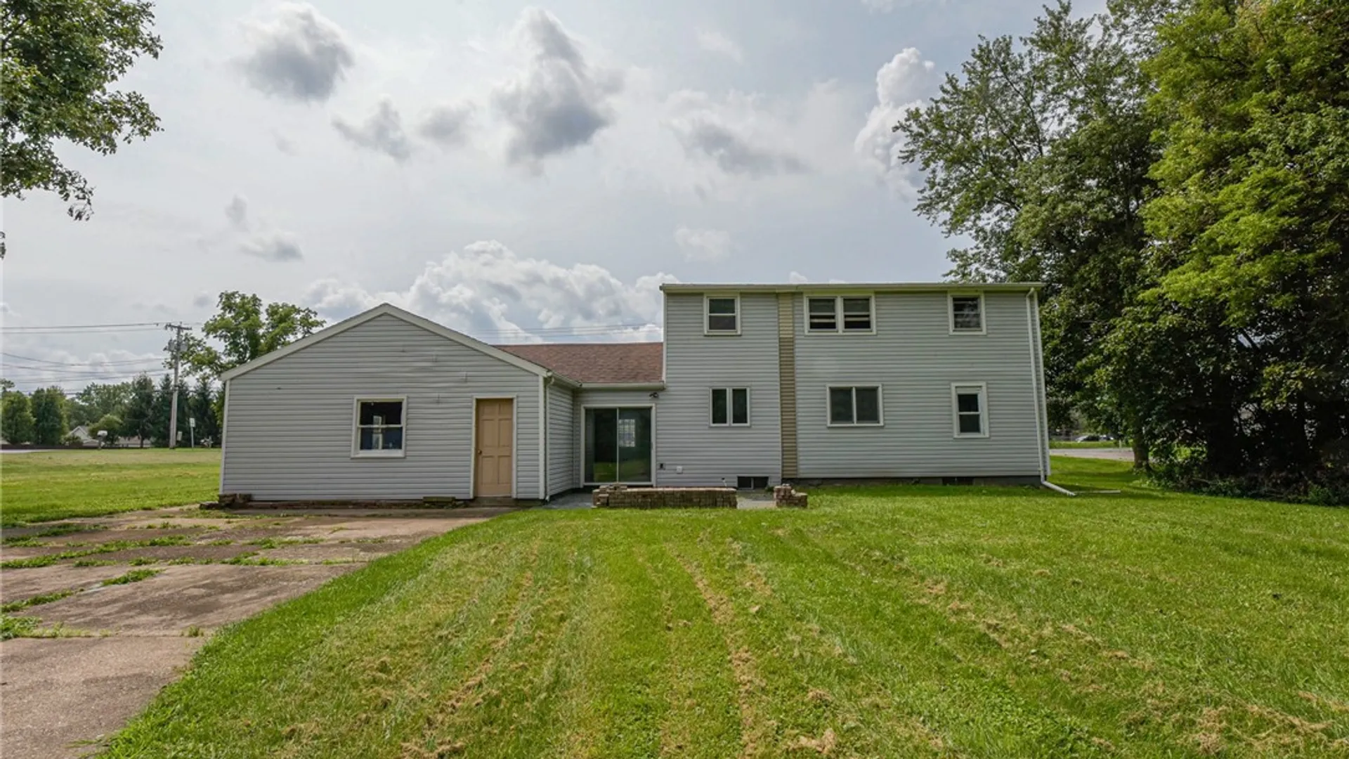 Property at 2300 Spencerport Road, Gates, NY 14606 32