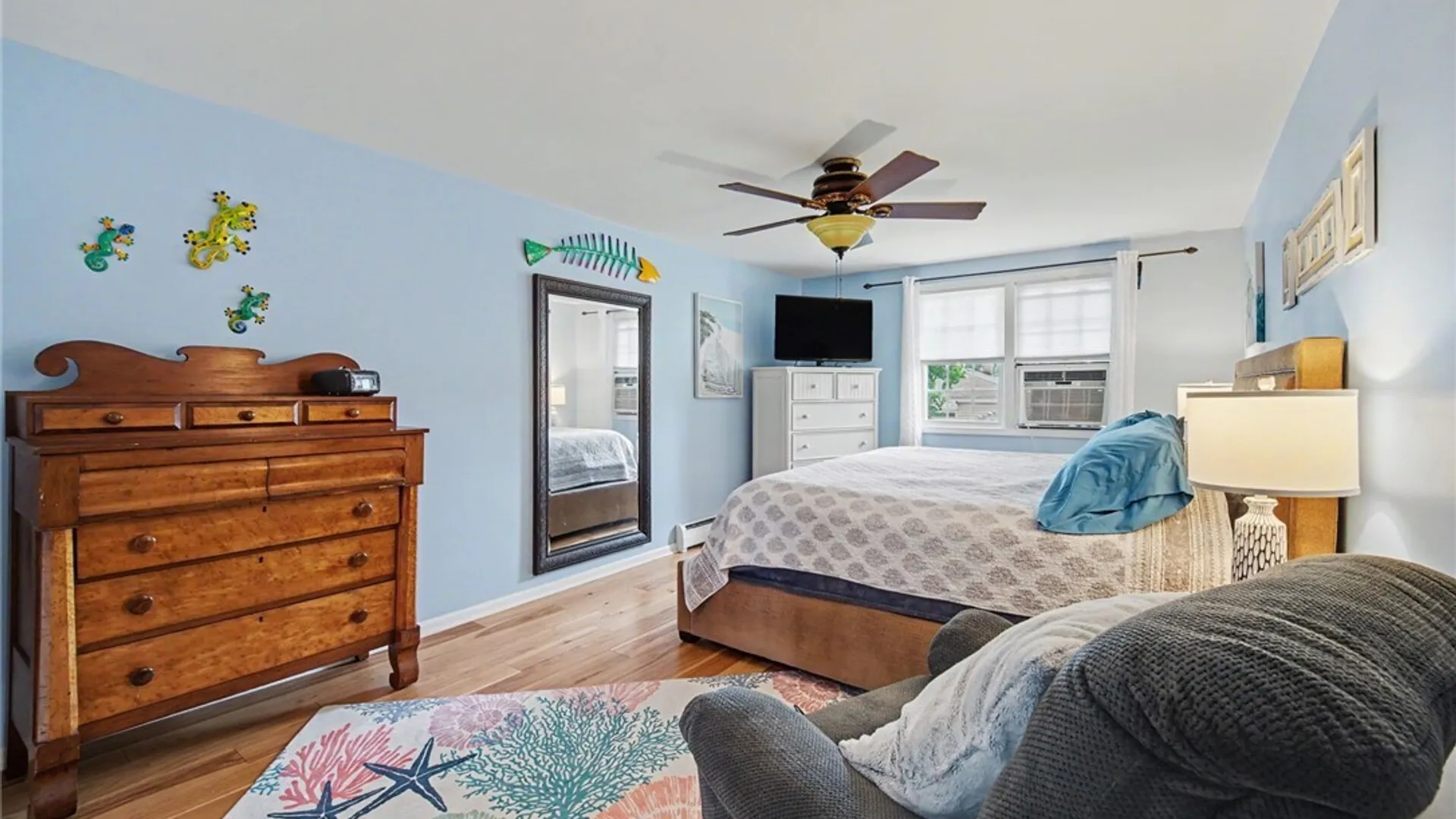 Property at 42 Leni Lane, Cheektowaga, NY 14225 26