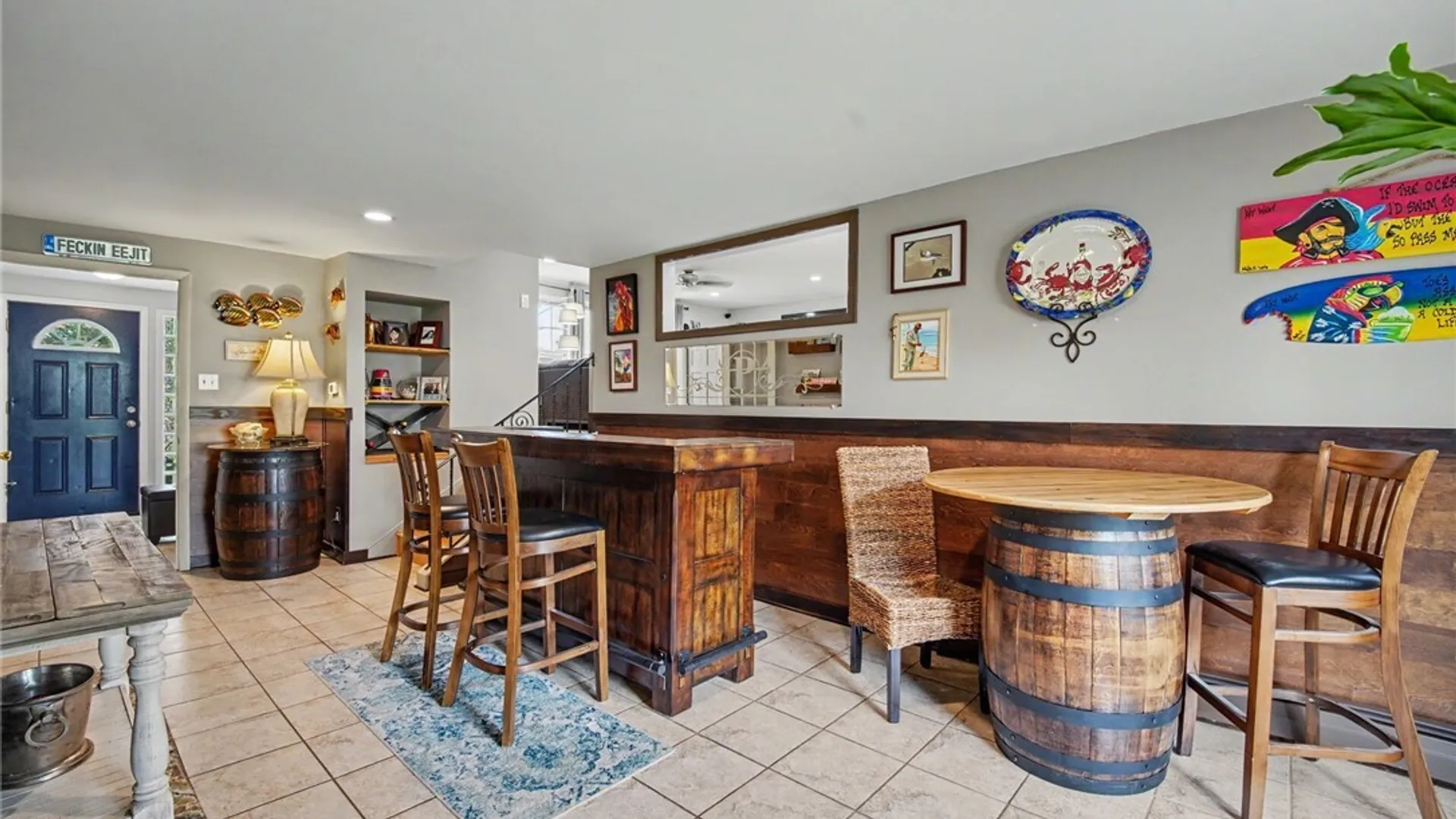 Property at 42 Leni Lane, Cheektowaga, NY 14225 14