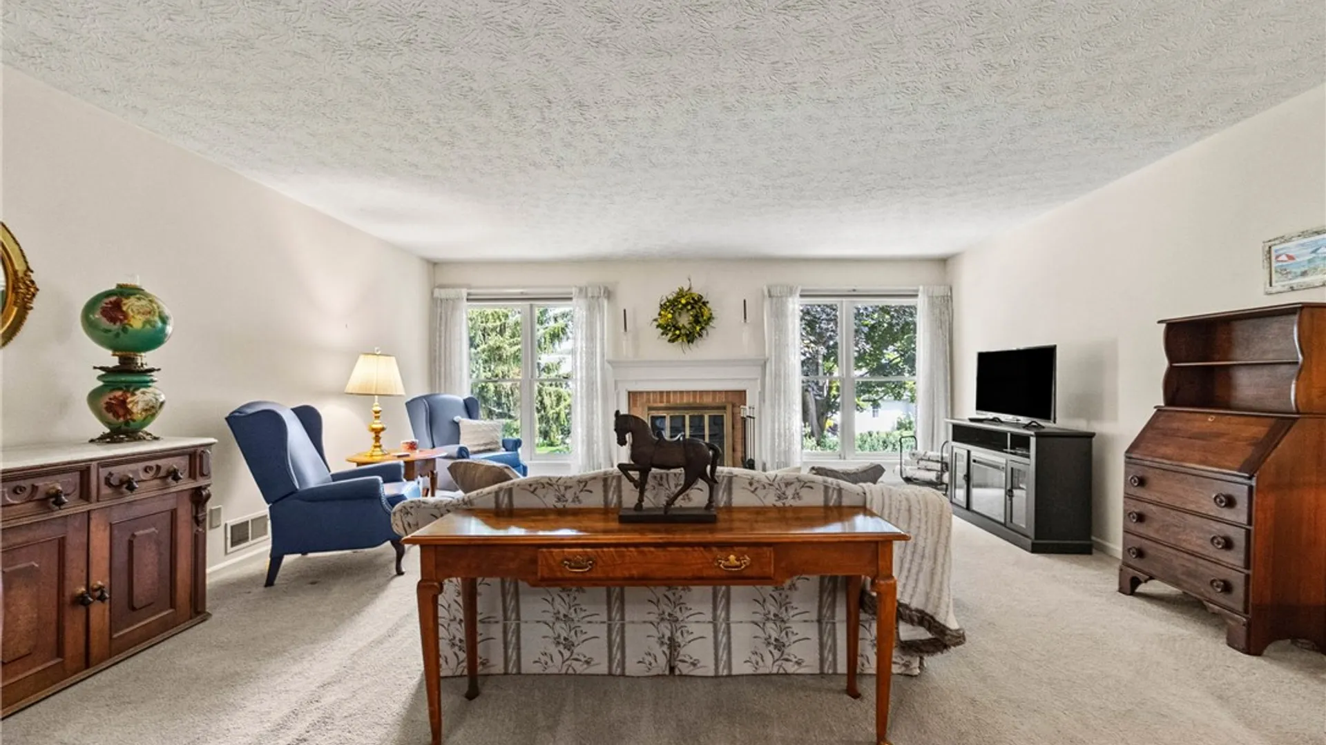 Property at 51 Greenwood Park, Pittsford, NY 14534 13
