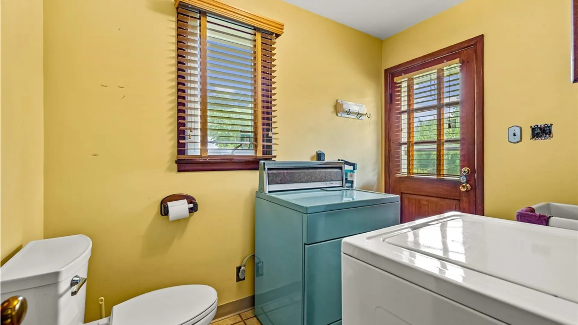 Property at 1913 Sherman Drive, New Hartford, NY 13413 7