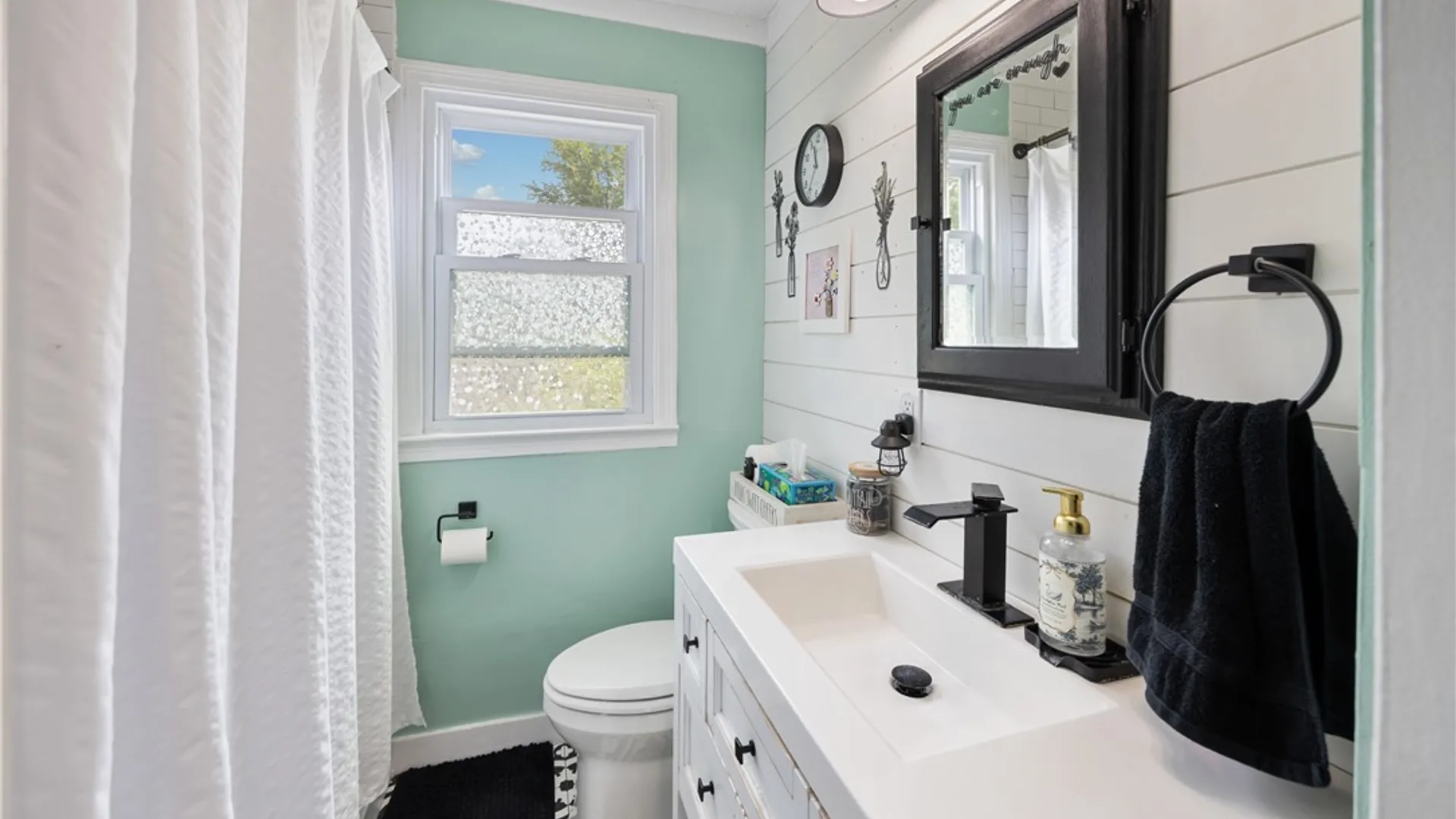Property at 105 Keith Drive, Cicero, NY 13212 15