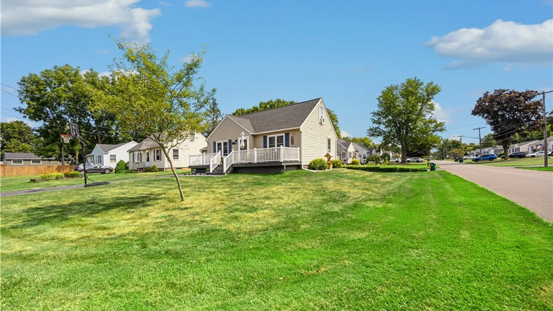 Property at 105 Keith Drive, Cicero, NY 13212 24