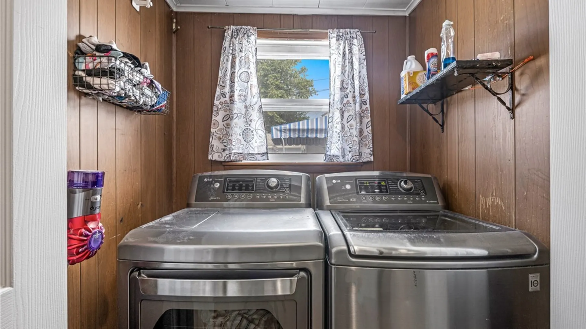 Property at 156 Harding Road, Buffalo, NY 14220 11