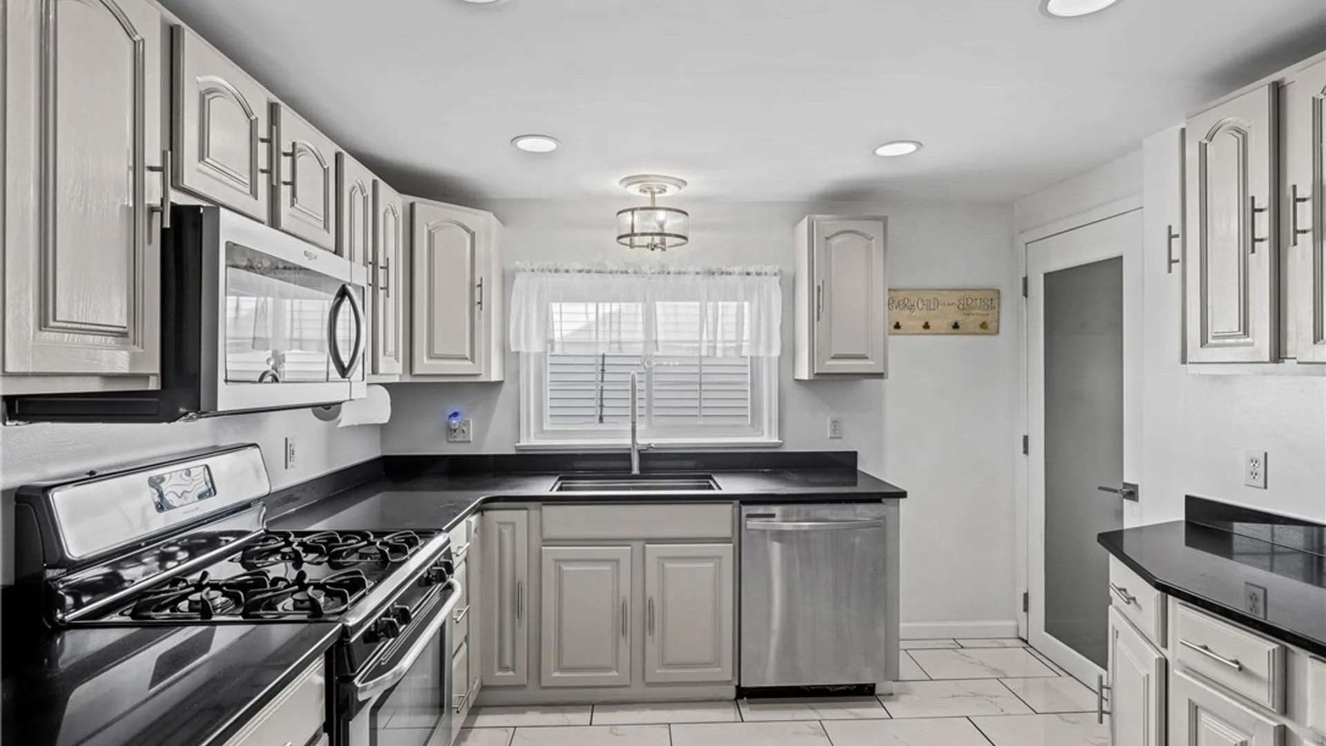Property at 156 Harding Road, Buffalo, NY 14220 30