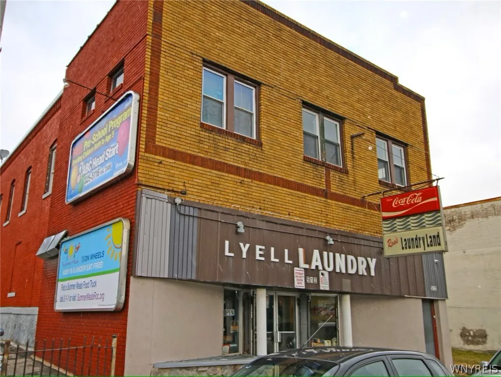 Property at 512 E Lyell Avenue, Rochester, NY 14606
