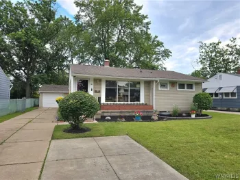 Property at 161 Longmeadow Rd, Amherst, NY 14226