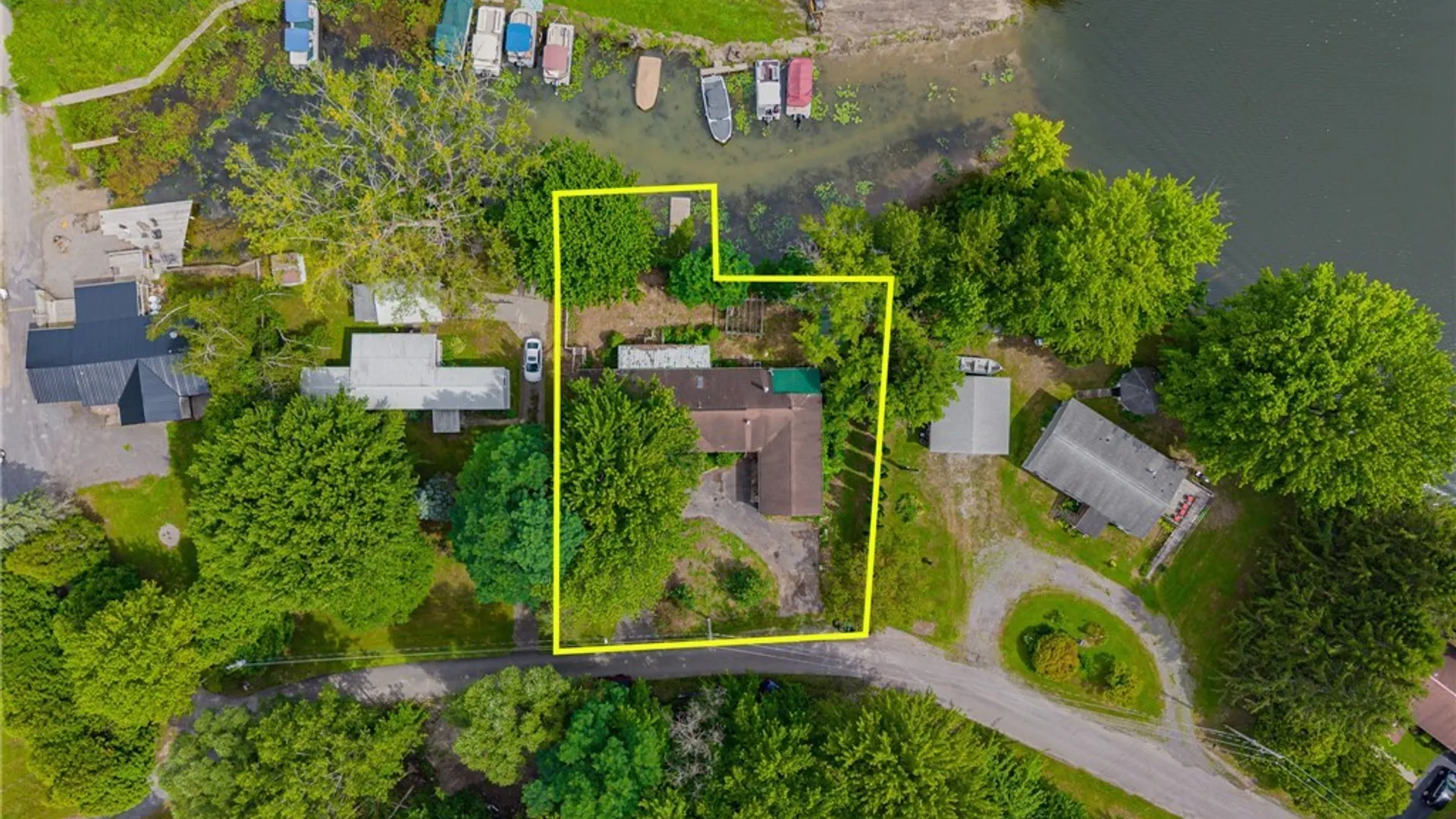 Property at 2704 1/2 Suits ave, Vienna, NY 13308 5