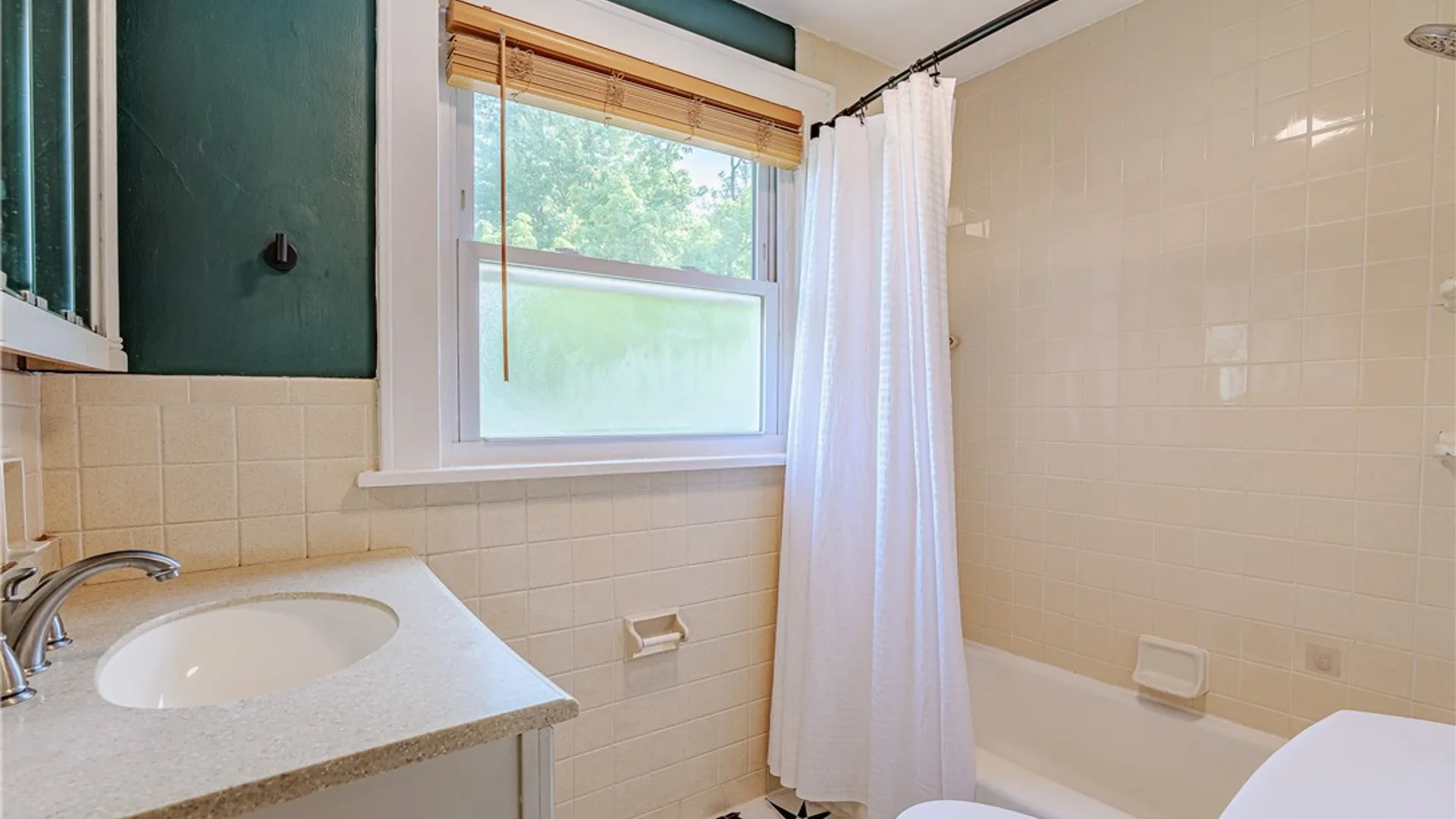 Property at 84 Harwick Road, Irondequoit, NY 14609 31