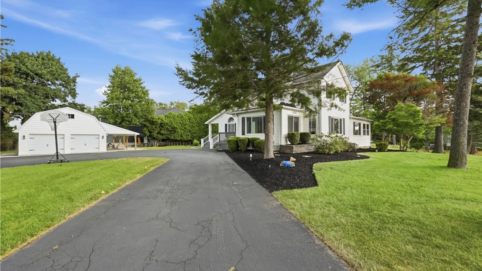 Property at 154 Muegel Road, Amherst, NY 14051 3
