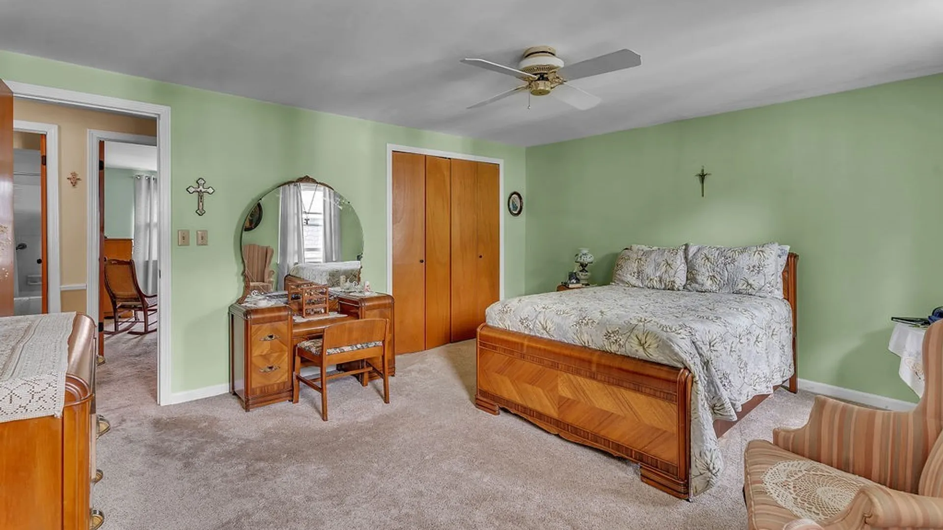 Property at 50 Hamlin Sq, Amherst, NY 14221 12