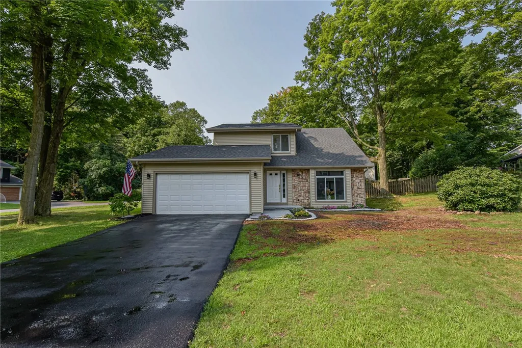 Property at 1 Todd Lane, Penfield, NY 14526
