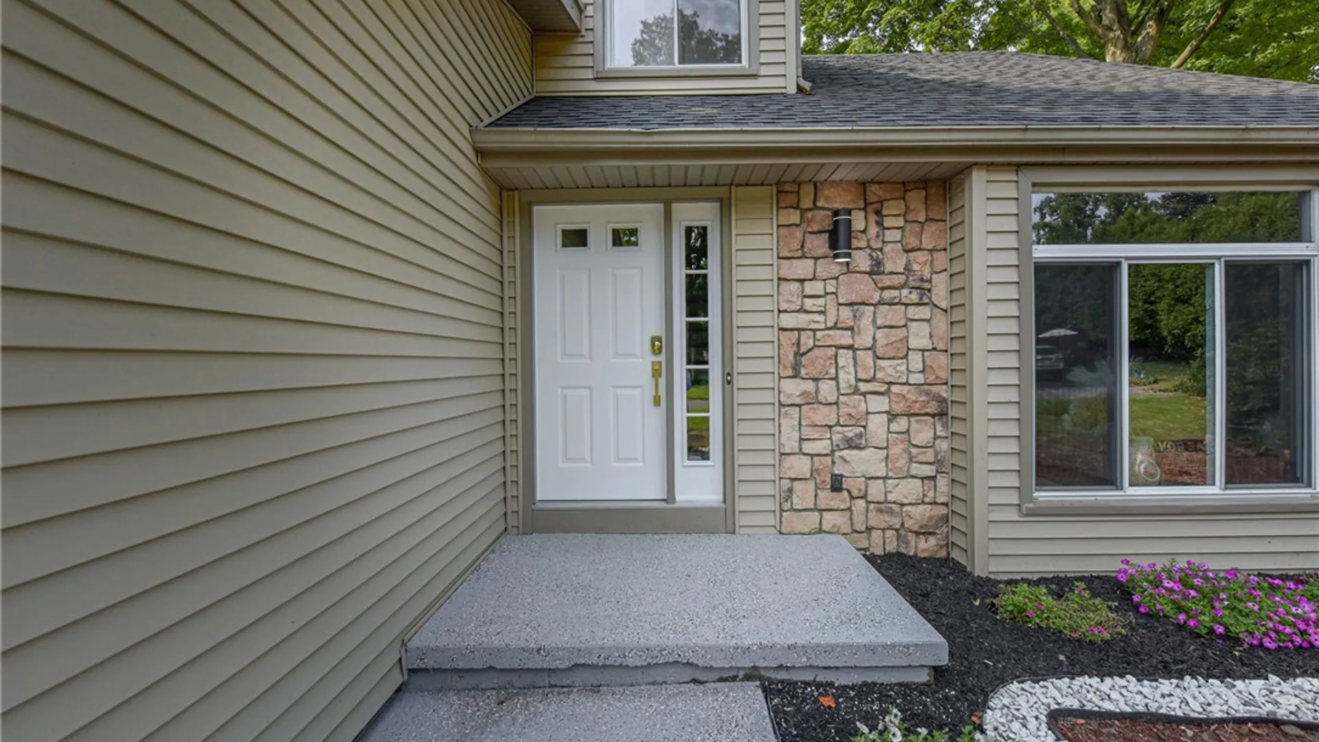 Property at 1 Todd Lane, Penfield, NY 14526 4