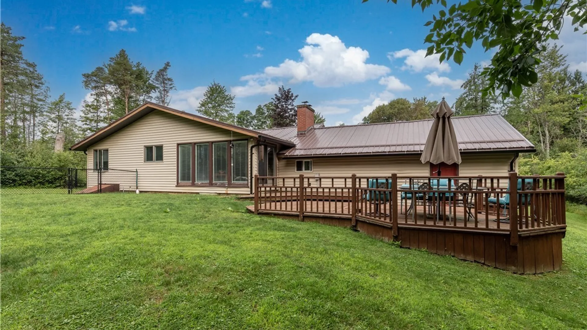 Property at 45 Mint Meadow Drive, Aurora, NY 14052 44