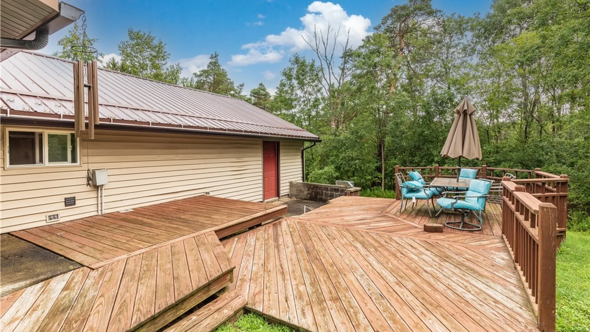 Property at 45 Mint Meadow Drive, Aurora, NY 14052 46