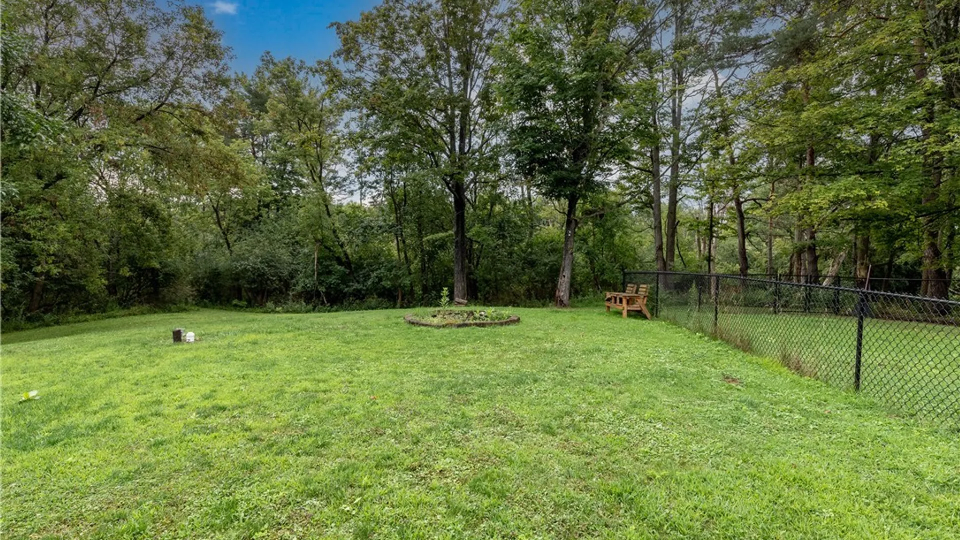 Property at 45 Mint Meadow Drive, Aurora, NY 14052 47