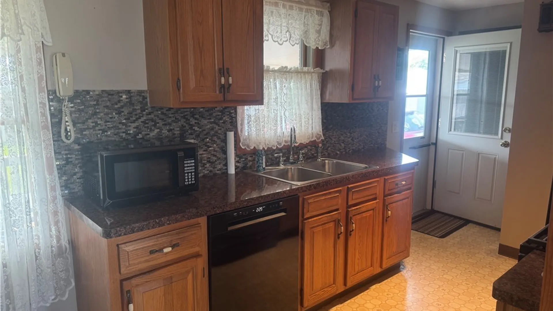 Property at 23 Diane Drive, Cheektowaga, NY 14225 3