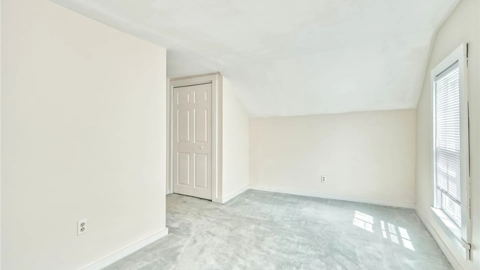 Property at 242 Linden Street, Rochester, NY 14620 24