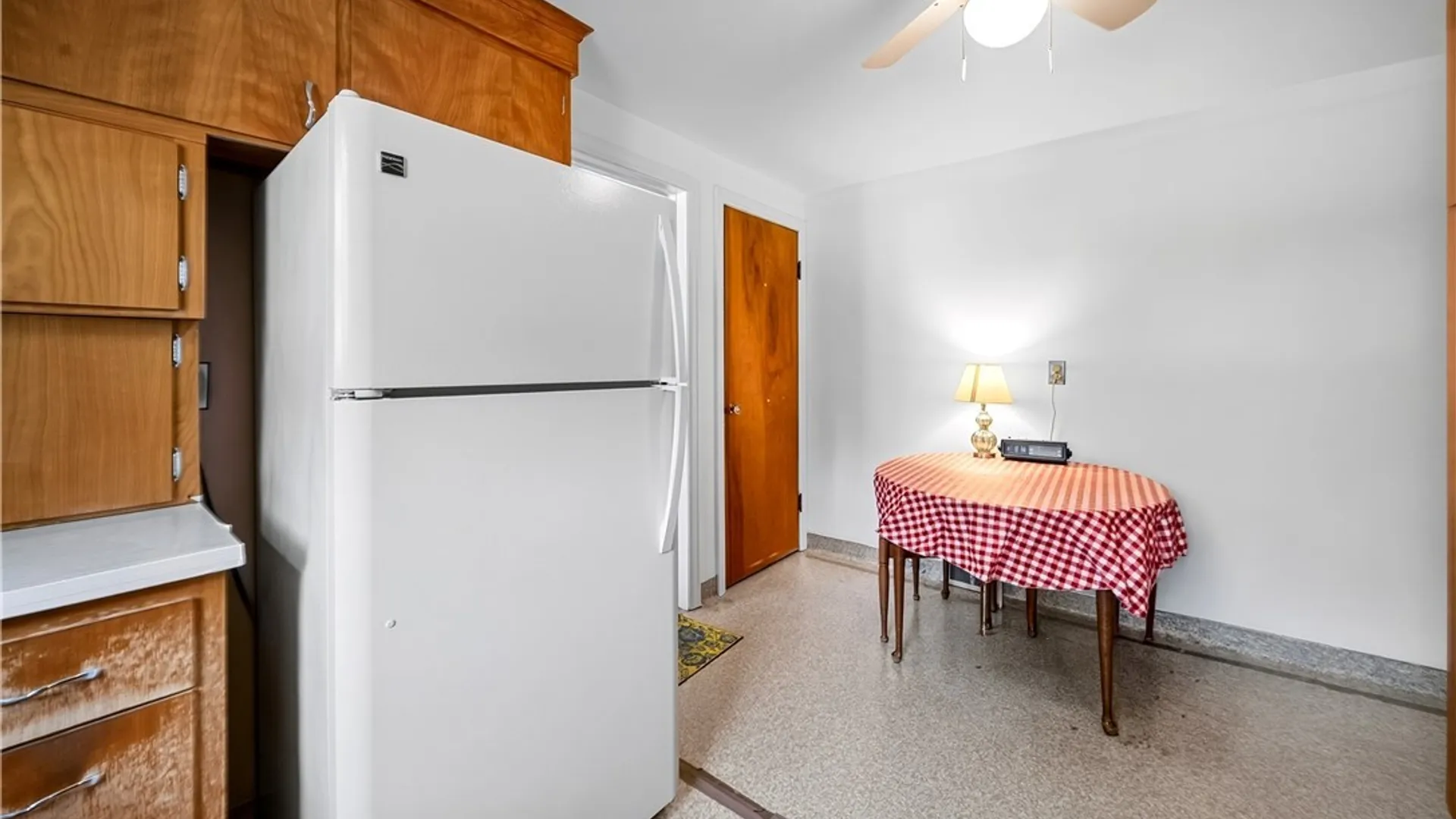 Property at 14 Pickwick Rd, DeWitt, NY 13214 13