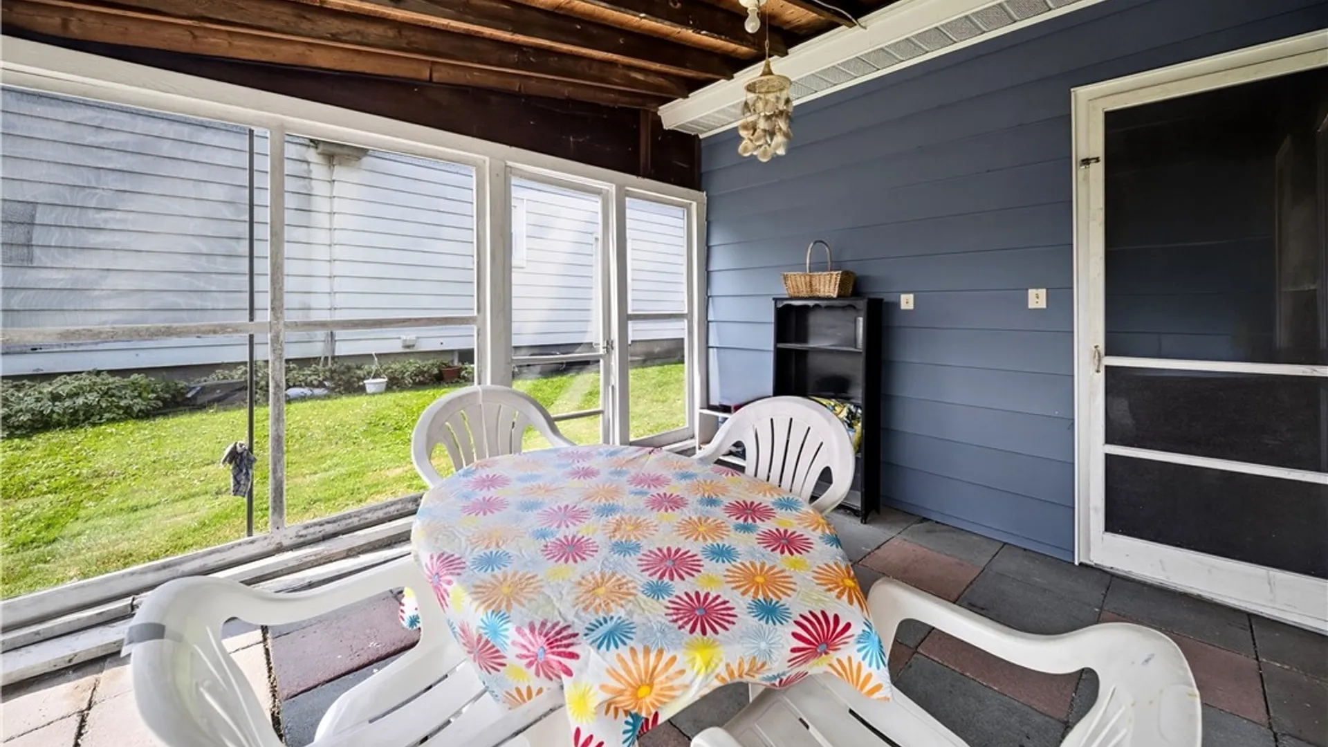 Property at 14 Pickwick Rd, DeWitt, NY 13214 29
