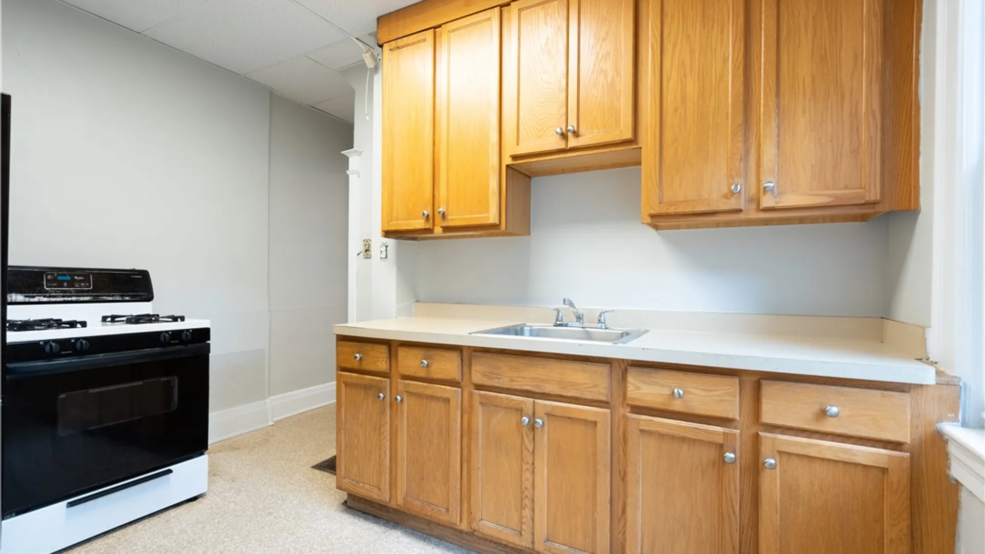 Property at 723-725 Parsells Avenue, Rochester, NY 14609 15