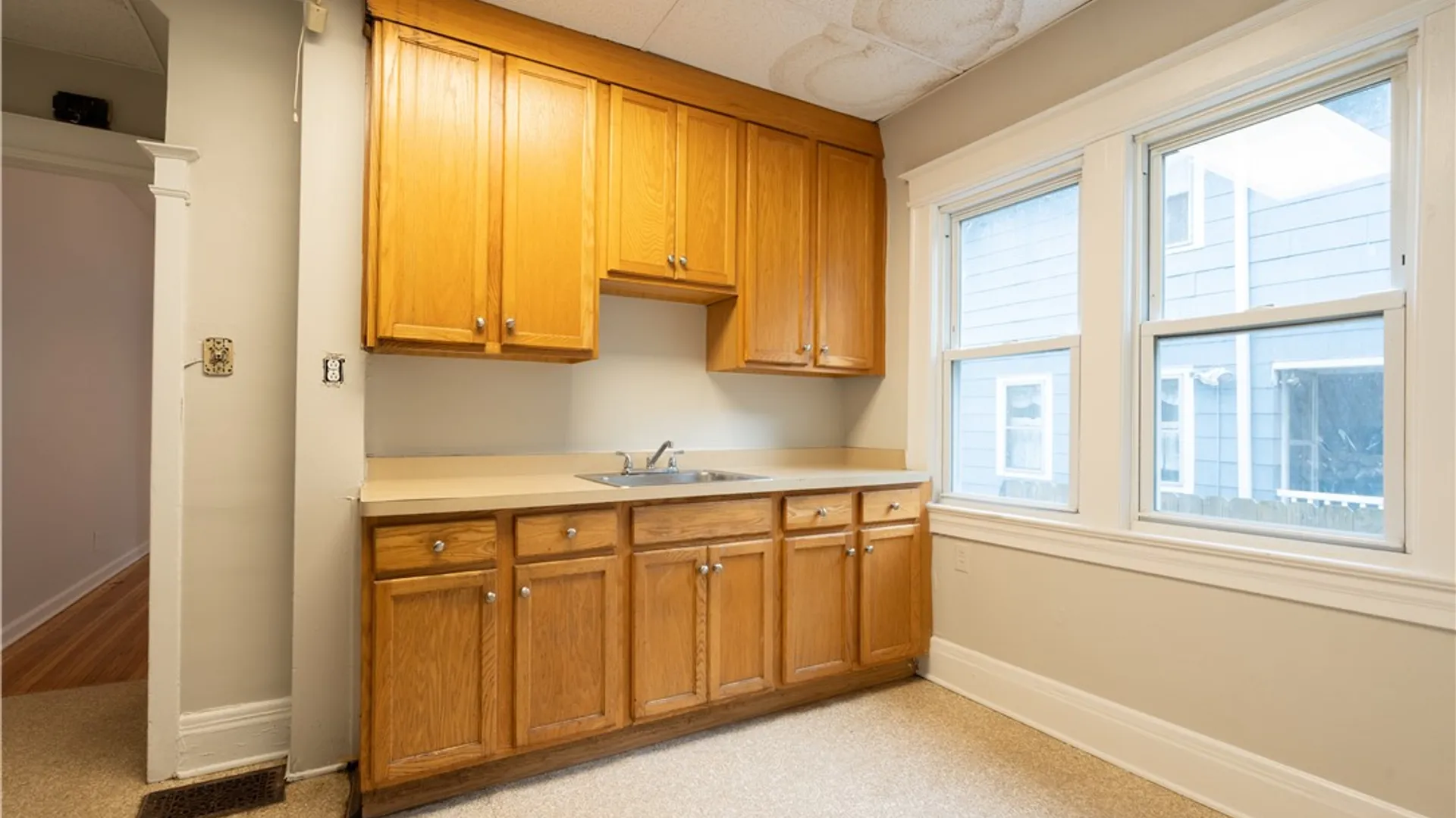 Property at 723-725 Parsells Avenue, Rochester, NY 14609 16