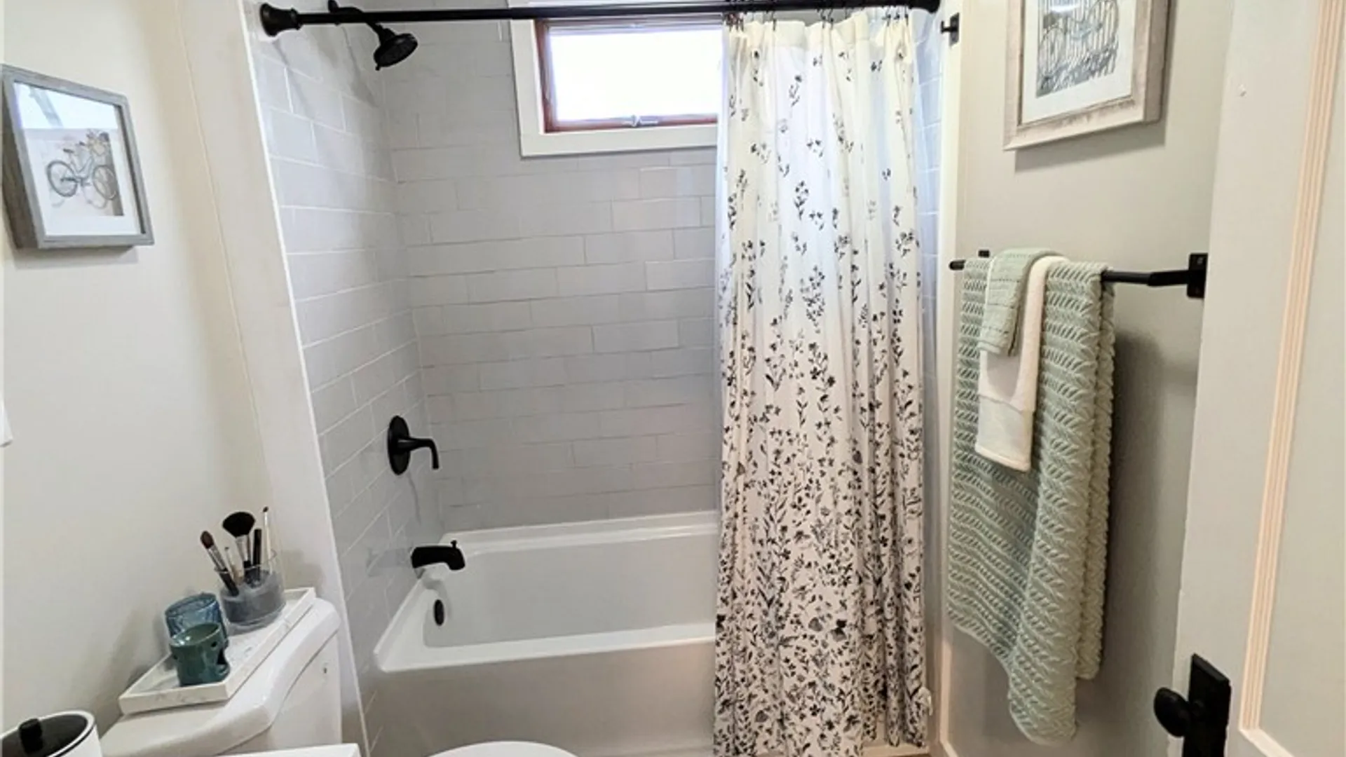 Property at 121 Lynch Avenue, Utica, NY 13502 25