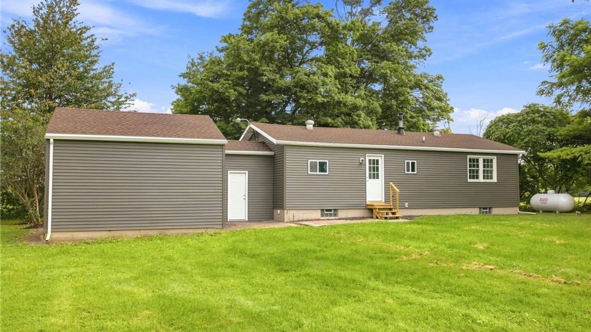 Property at 1768 Lewiston Road, Alabama, NY 14013 27