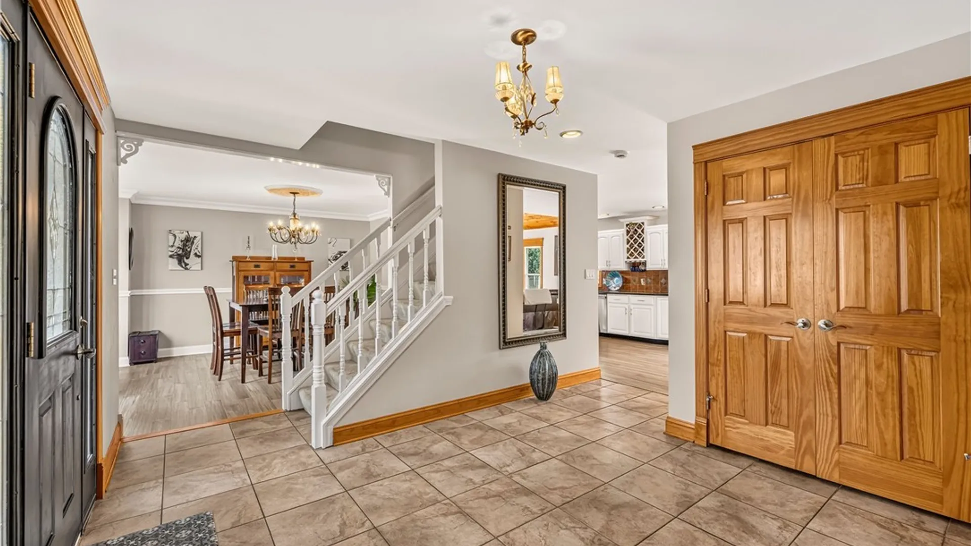 Property at 243 South Lane, Grand Island, NY 14072 7