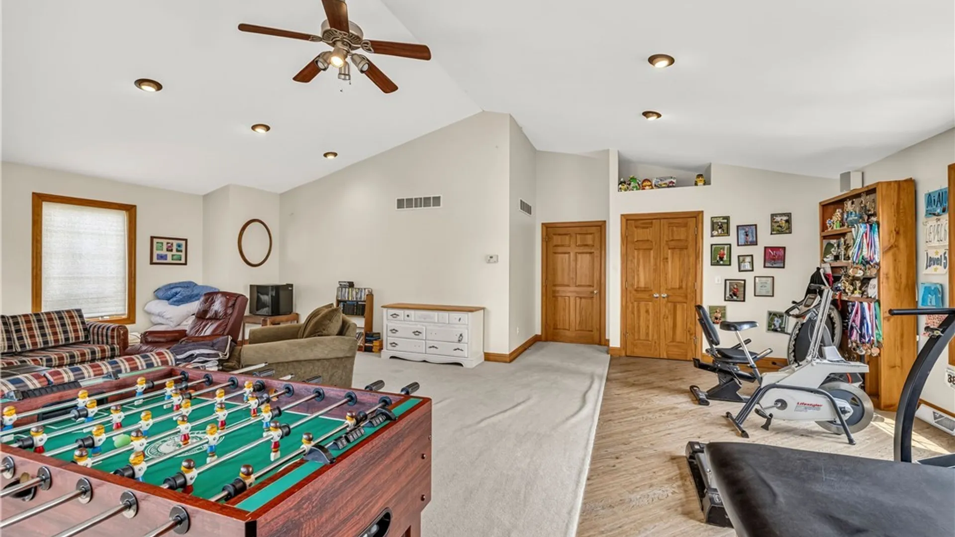 Property at 243 South Lane, Grand Island, NY 14072 37