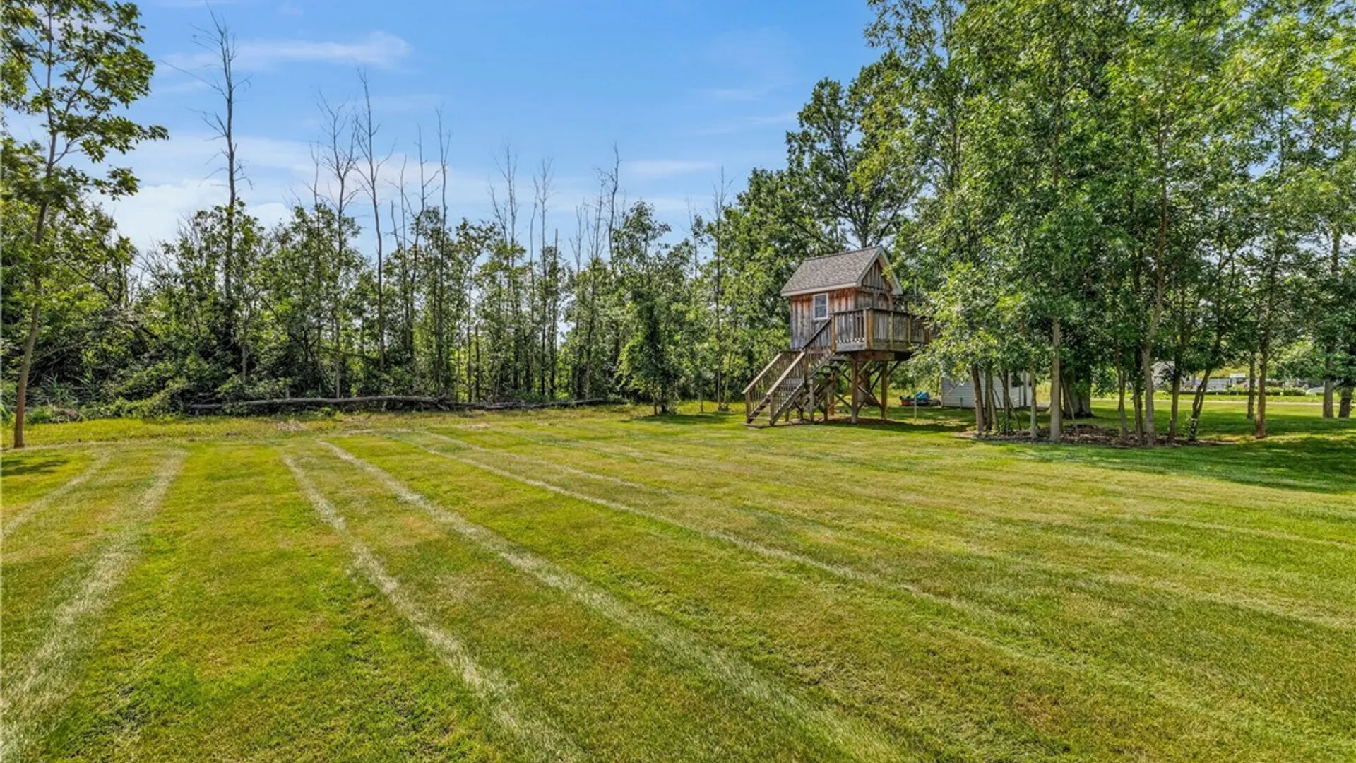 Property at 243 South Lane, Grand Island, NY 14072 49