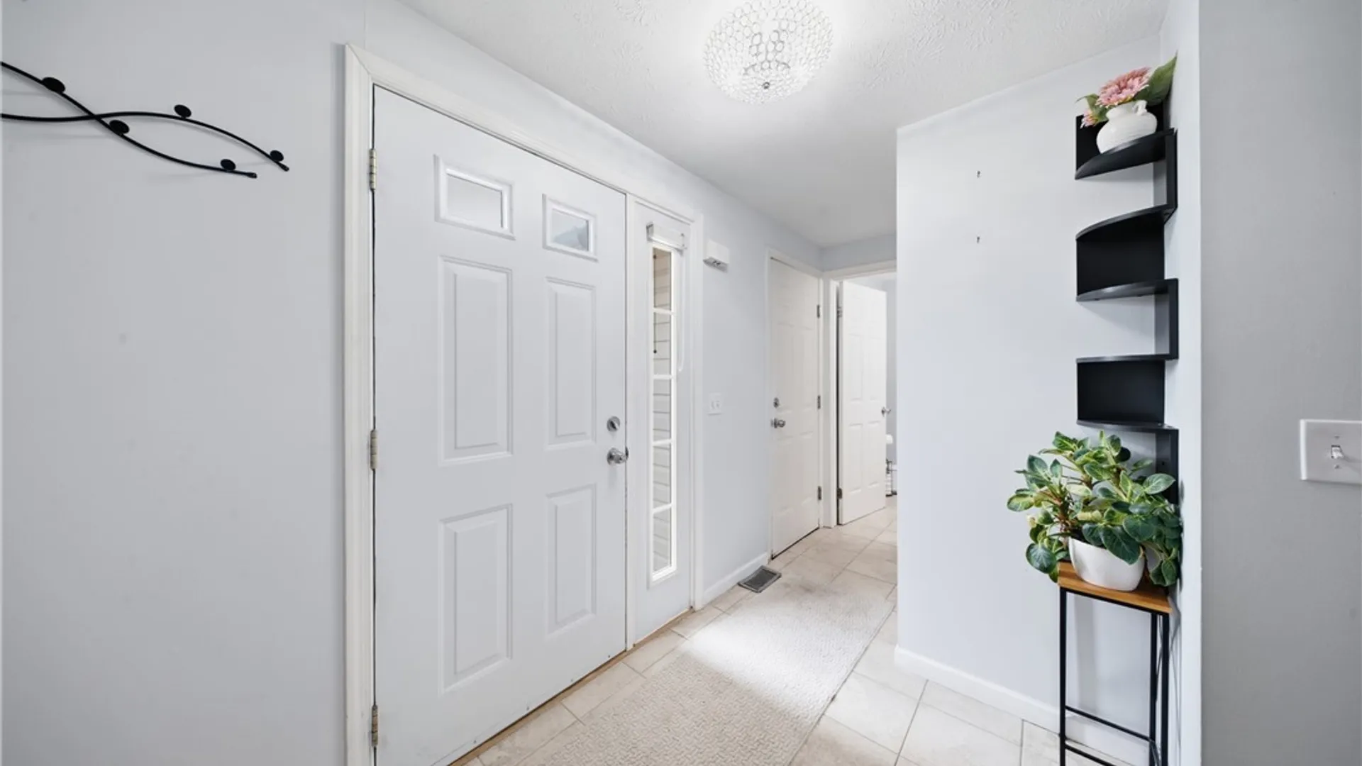 Property at 120 Courtshire Lane, Penfield, NY 14526 3