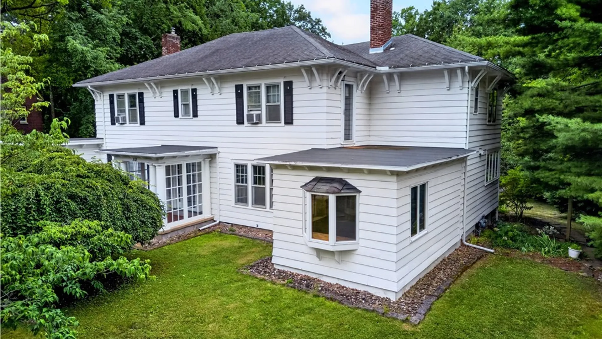 Property at 318 Berkeley Drive, Syracuse, NY 13210 3