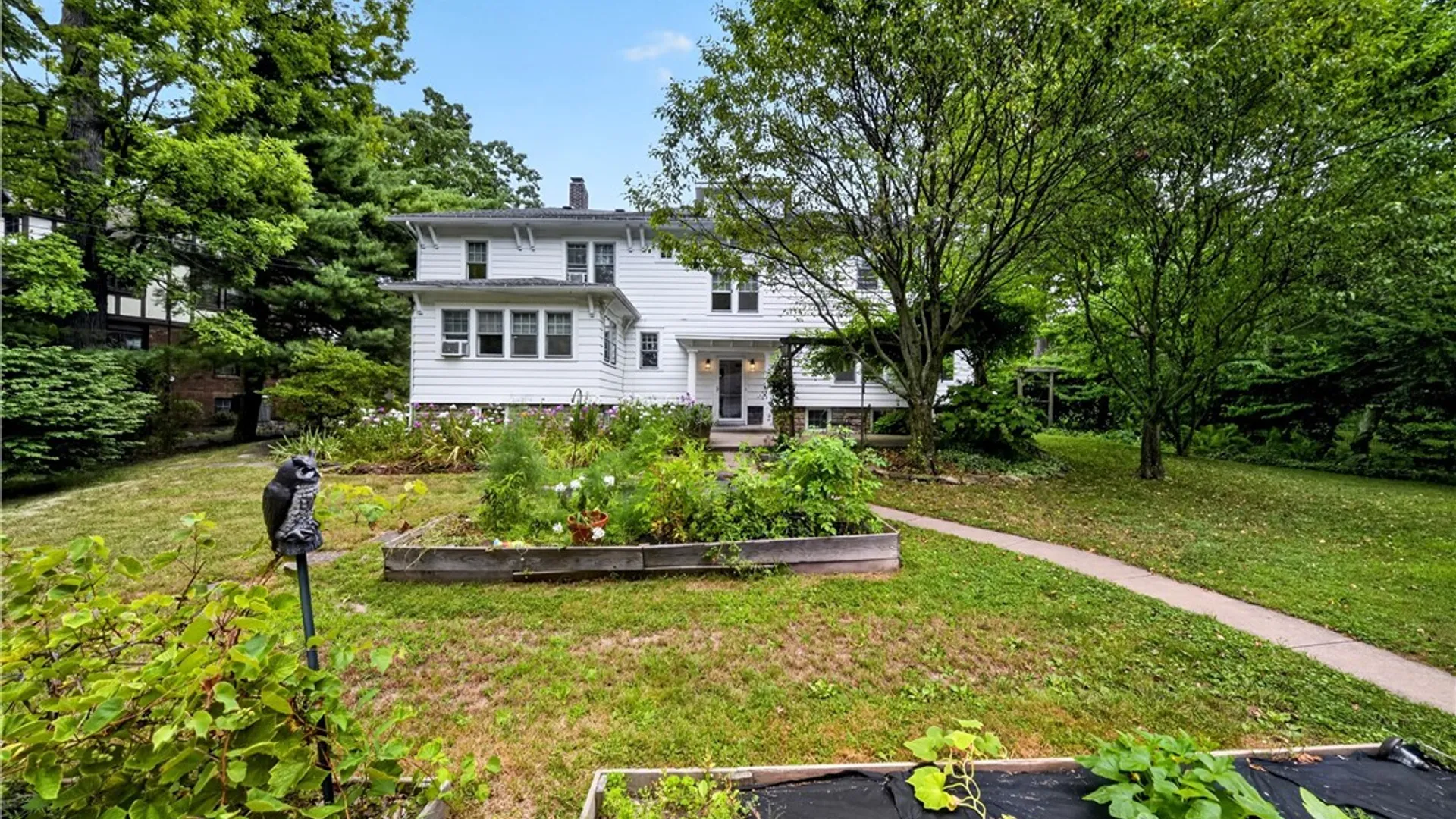 Property at 318 Berkeley Drive, Syracuse, NY 13210 37