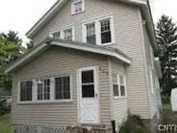 Property at 408 Garden City Drive, Salina, NY 13211