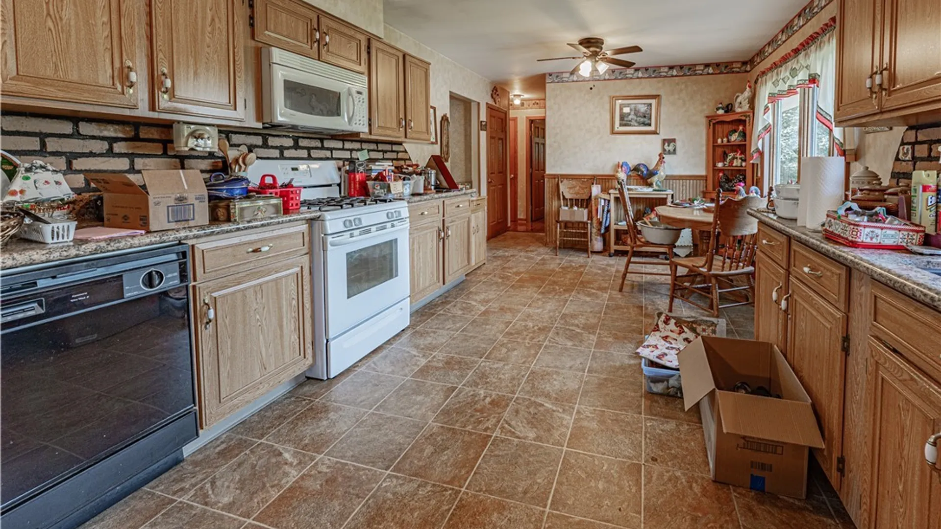 Property at 6960 Block Church Road, Royalton, NY 14094 18