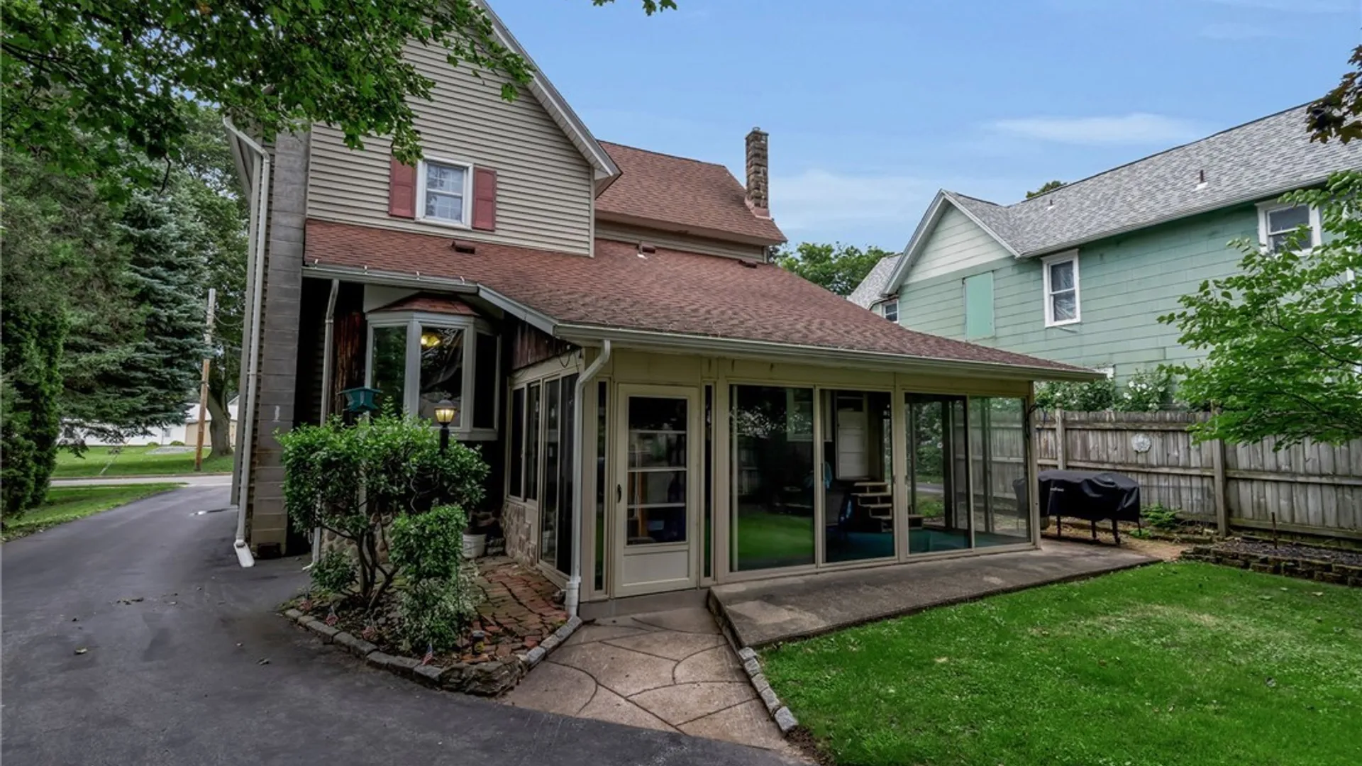 Property at 40 Clinton Street, Newstead, NY 14001 37