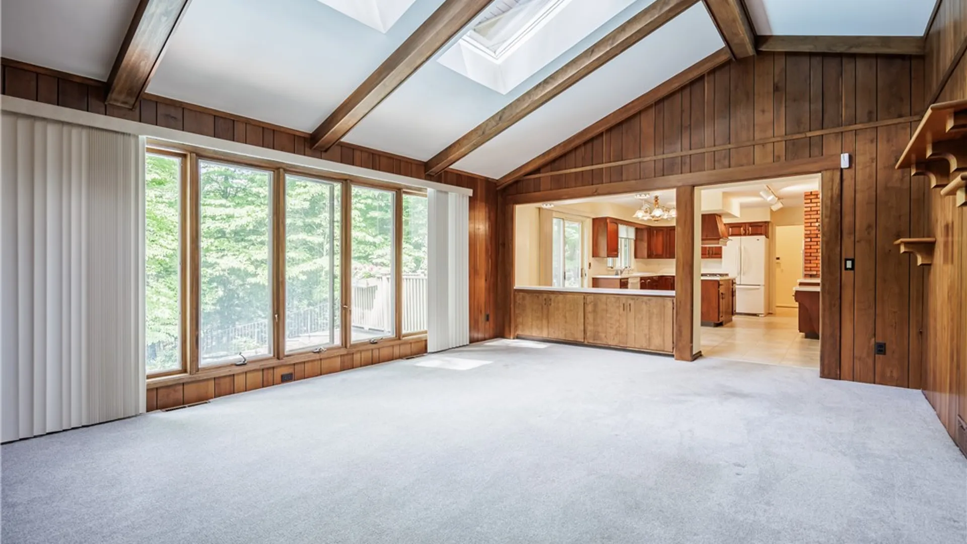 Property at 17 Tuliptree Lane, Irondequoit, NY 14617 21