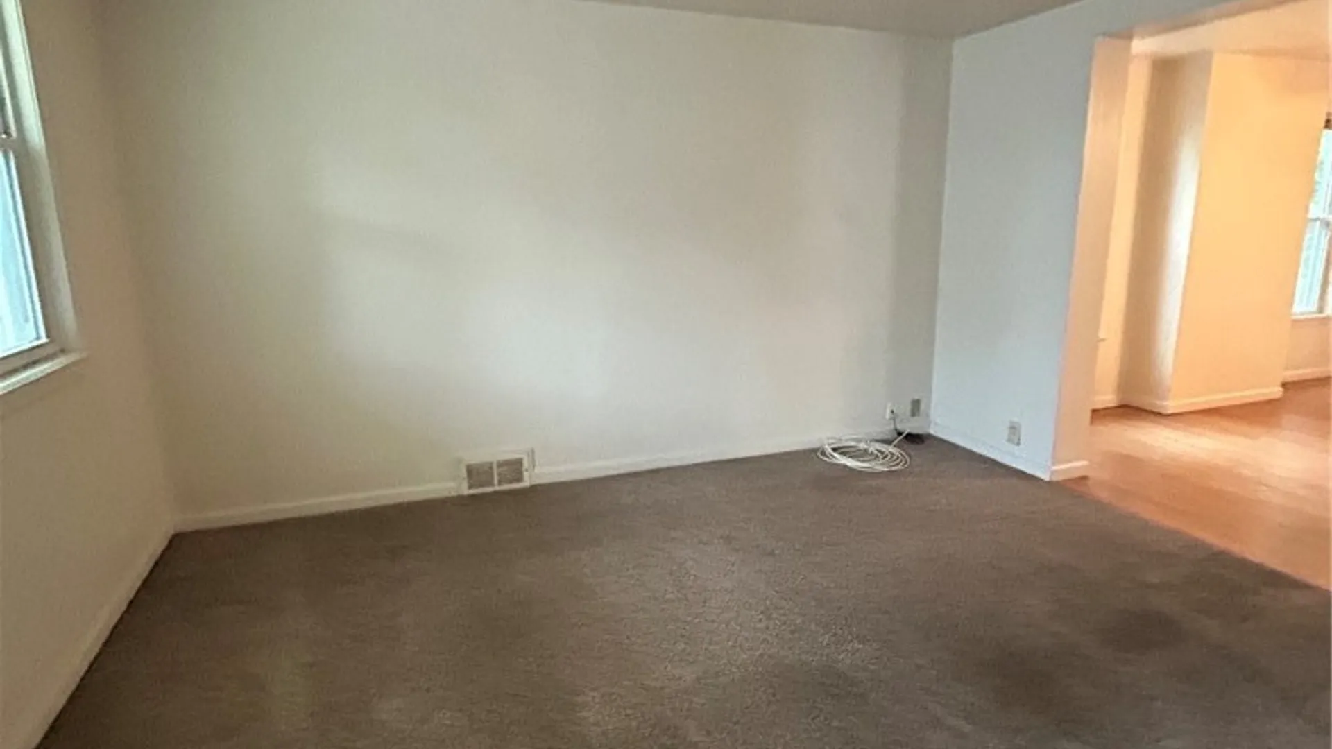 Property at 286 Normal Avenue, Buffalo, NY 14213 4