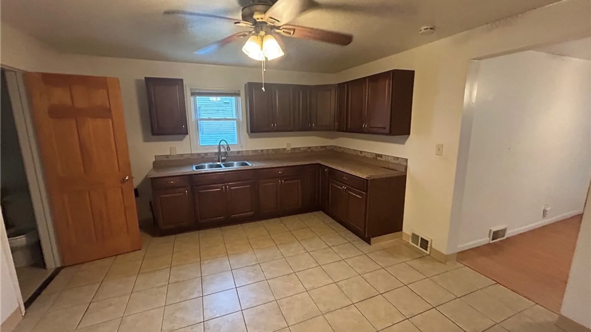 Property at 286 Normal Avenue, Buffalo, NY 14213 9