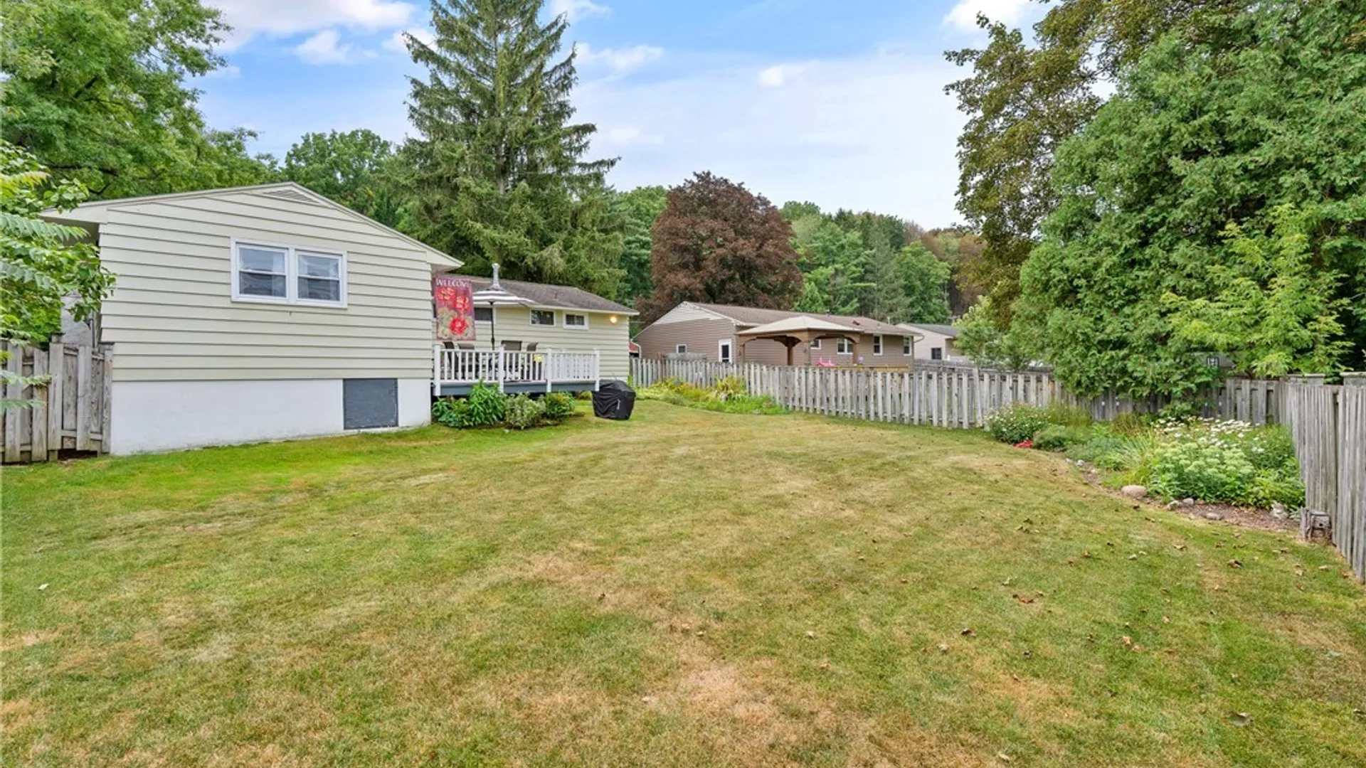 Property at 116 Sheraton Road, Onondaga, NY 13219 28