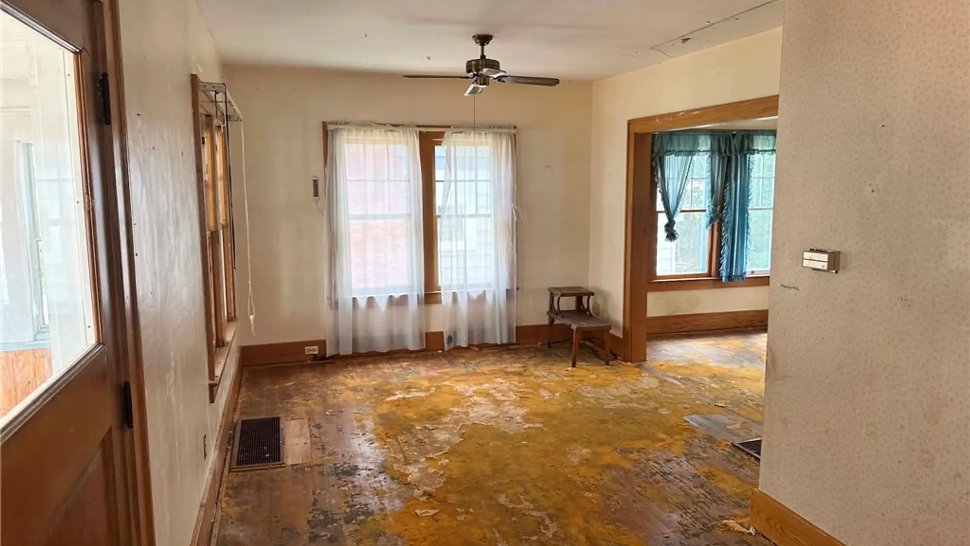 Property at 14 Myers Avenue, Jamestown, NY 14701 9
