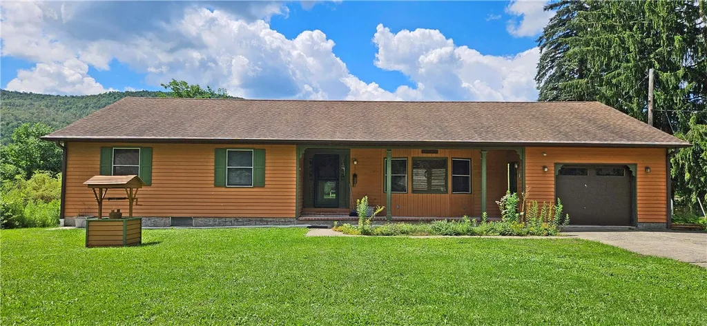 Property at 696 County Hwy 3, Middletown, NY 12455
