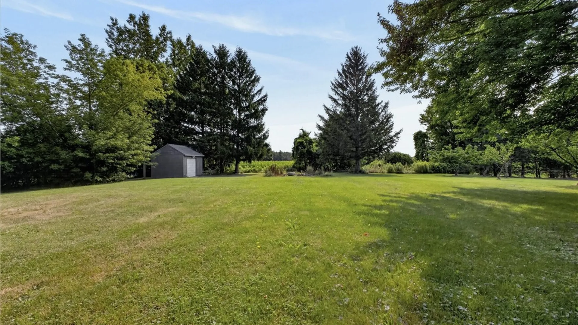 Property at 334 Lighthouse Road, Parma, NY 14468 4