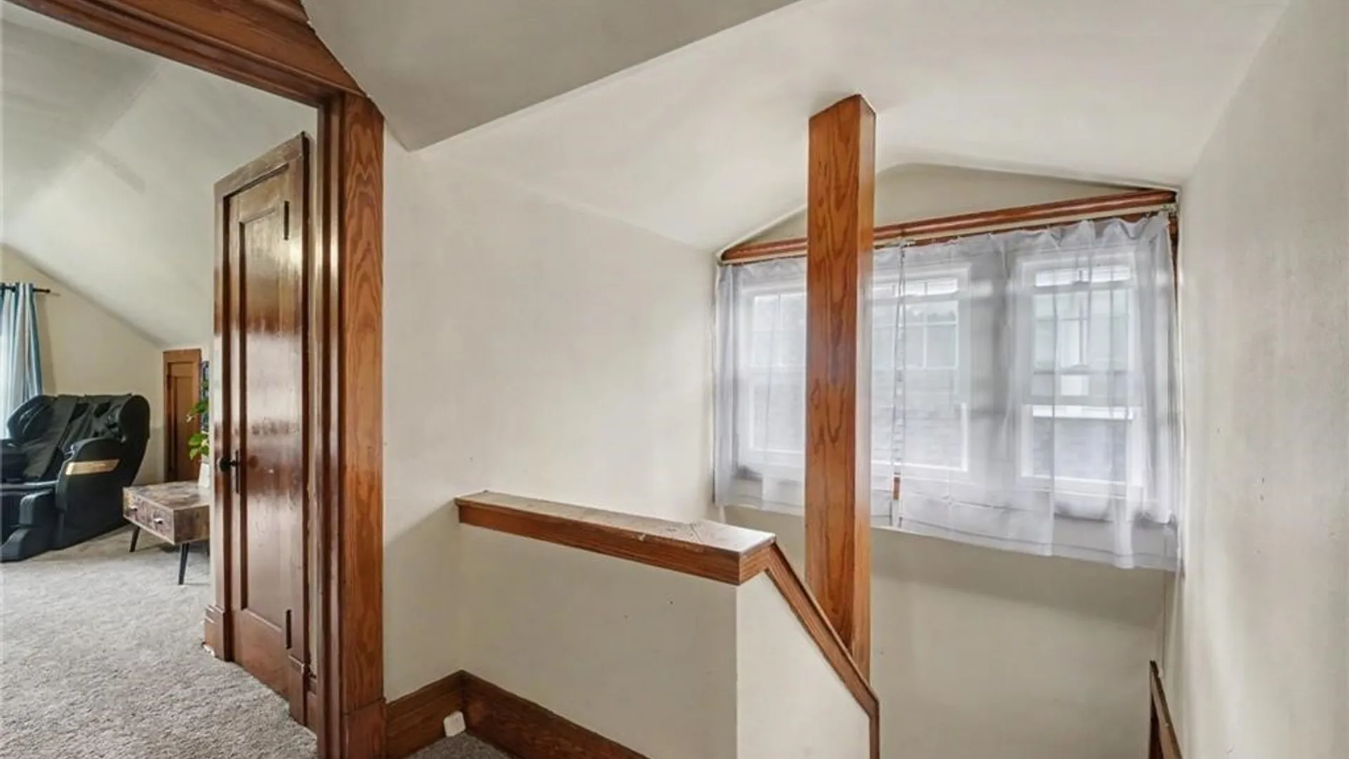 Property at 40 Jewett Parkway, Buffalo, NY 14214 34