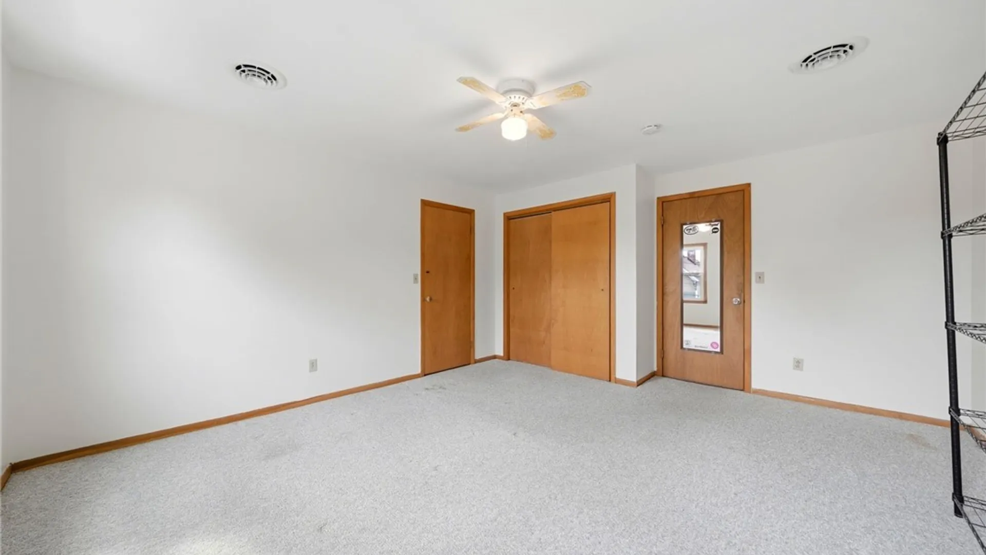 Property at 16 Pleasant Avenue, Lancaster, NY 14086 19