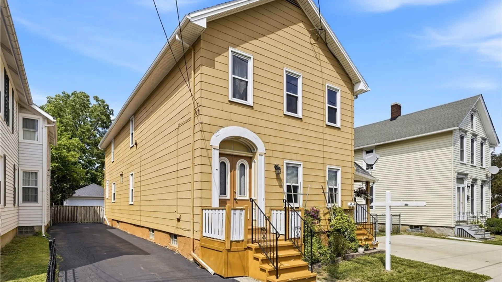 Property at 16 Pleasant Avenue, Lancaster, NY 14086 22