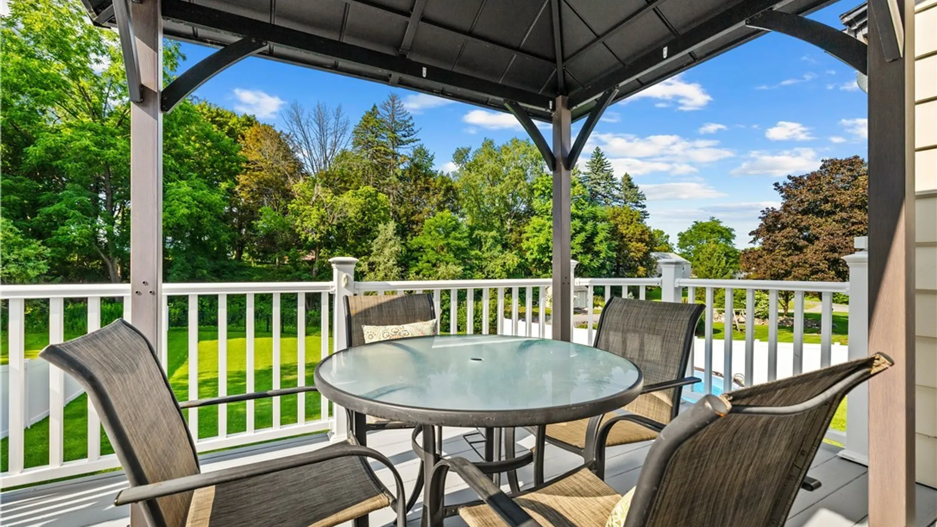 Property at 12 Woodberry Road, New Hartford, NY 13413 15